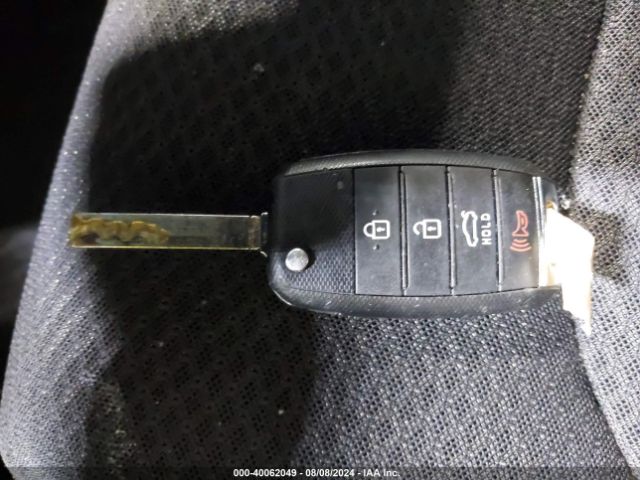 5XXGT4L34JG243555 KIA Optima Lx
