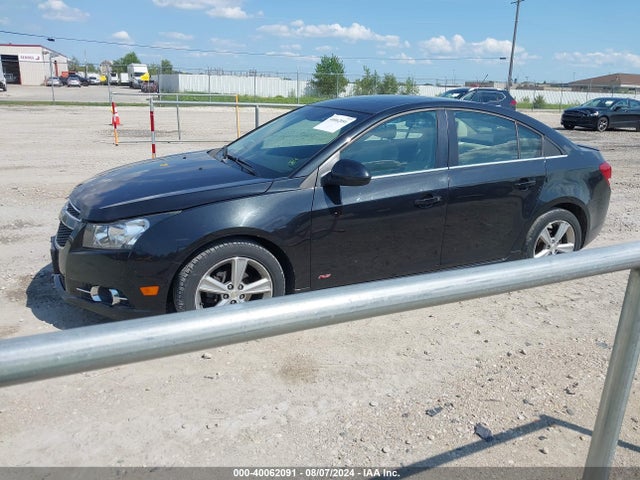 Chevrolet Cruze 2lt Auto 2014 1G1PE5SB3E7197281 Image 2