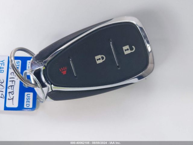 3GNAXHEV0KS647228 Chevrolet EQUINOX LS
