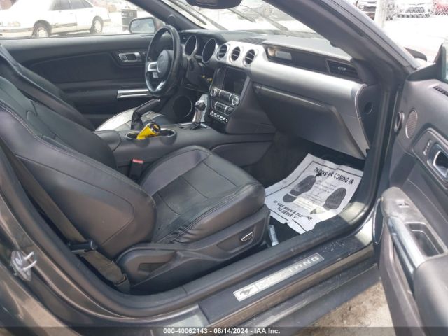 1FATP8UH2J5133425 Ford Mustang Ecoboost Premium
