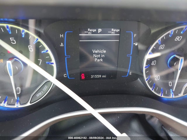 2C4RC1CG1PR551812 Chrysler Voyager Lx