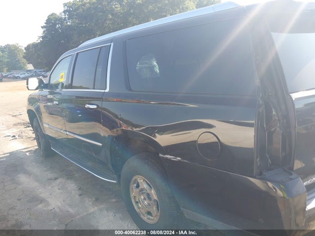 1GYS3HKJ0HR147134 Cadillac Escalade Esv Luxury