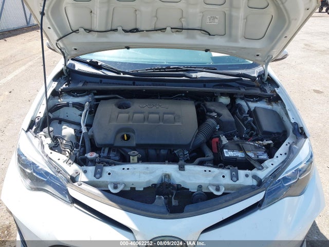 Toyota COROLLA SE 2018 5YFBURHE1JP850907 Image 10