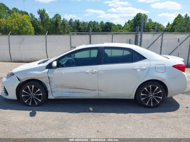 Toyota COROLLA SE 2018 5YFBURHE1JP850907 Image 14