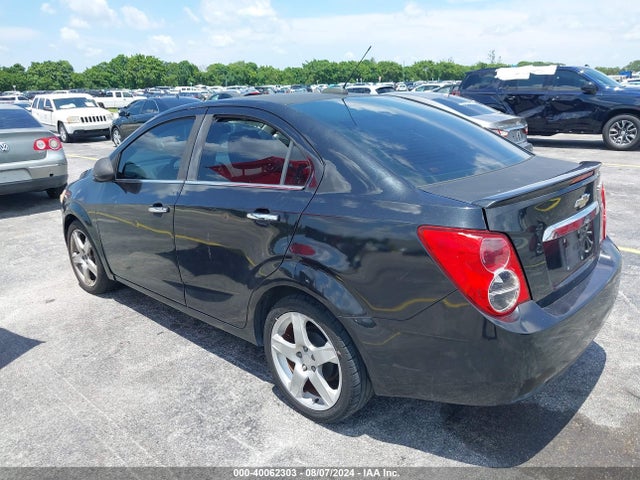Chevrolet Sonic Ltz Auto 2015 1G1JE5SB4F4103577 Image 3