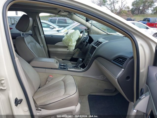 2LMDJ8JK1EBL17708 Lincoln MKX