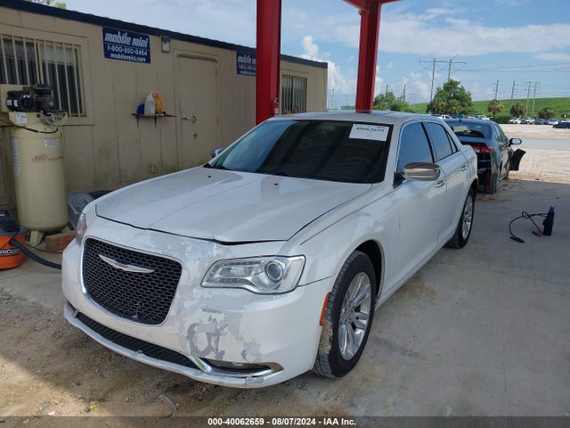 2C3CCAEG6GH167599 Chrysler 300C