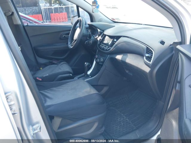3GNCJKSB1KL403034 Chevrolet TRAX LS