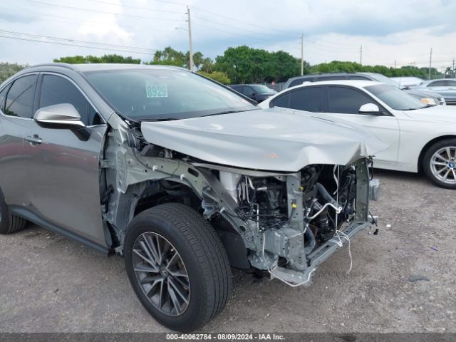 2T2ADCAZ5NC002536 Lexus NX 250