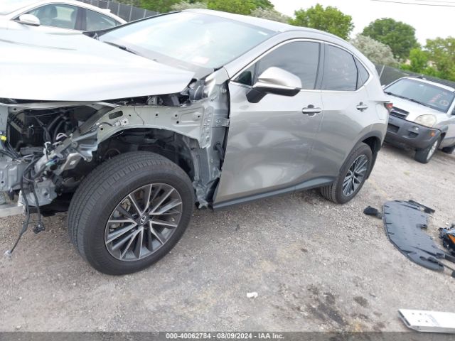 2T2ADCAZ5NC002536 Lexus NX 250