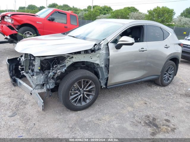 2T2ADCAZ5NC002536 Lexus NX 250