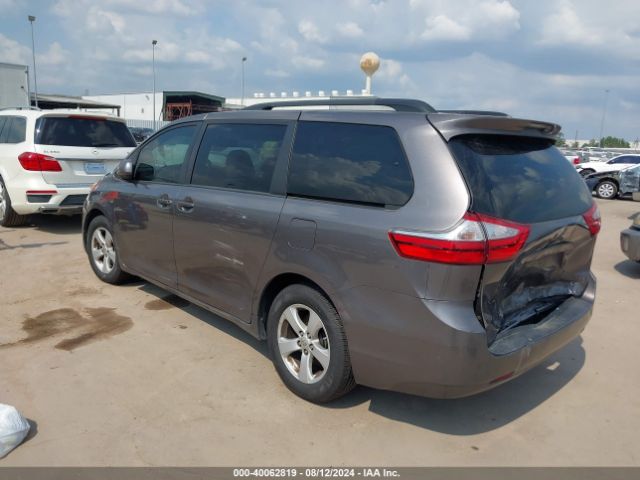 5TDKZ3DC9HS853087 Toyota Sienna Le 8 Passenger