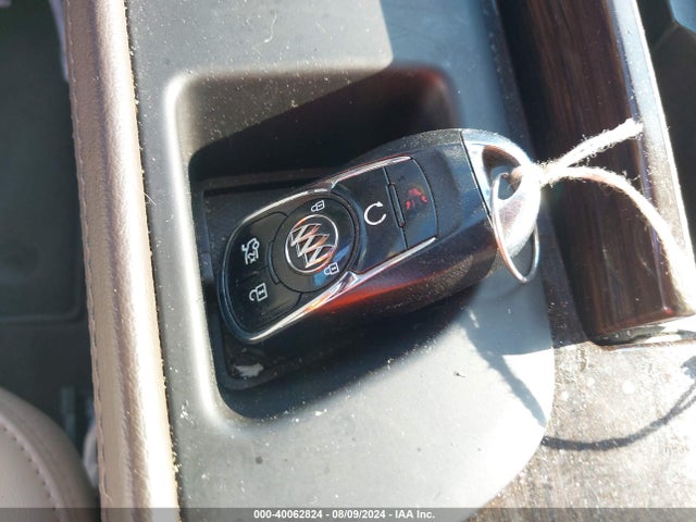 1G4ZN5SS8HU190618 Buick Lacrosse Preferred