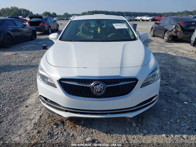 1G4ZN5SS8HU190618 Buick Lacrosse Preferred