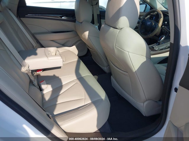 1G4ZN5SS8HU190618 Buick Lacrosse Preferred