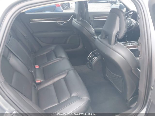 LVY982AK9JP008188 Volvo S90 T5 Momentum