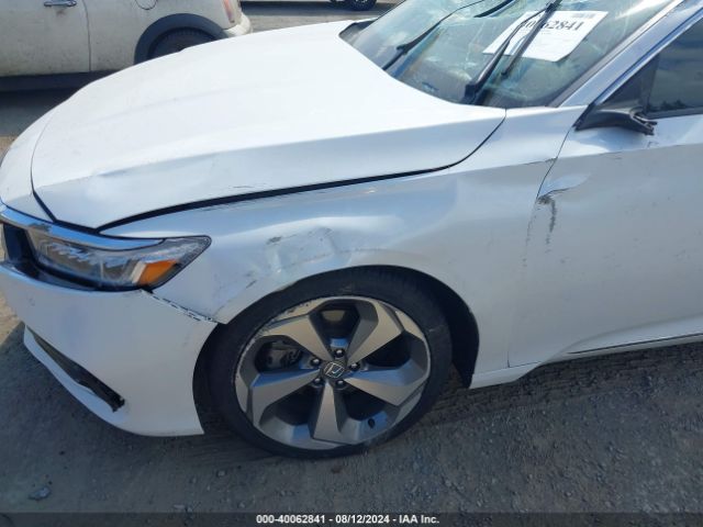 1HGCV2F95KA018895 Honda Accord Touring 2.0t