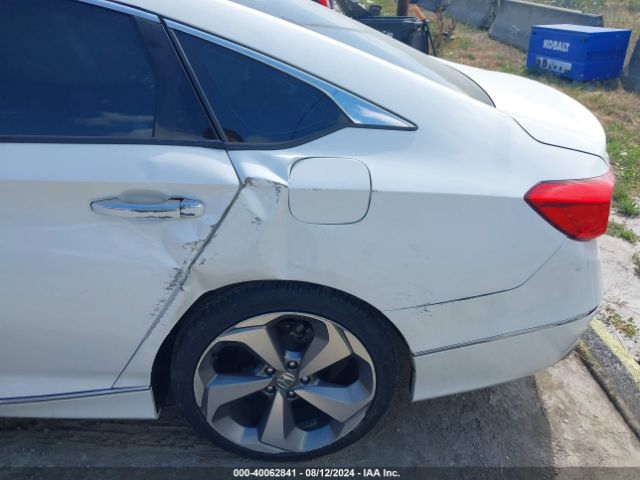 1HGCV2F95KA018895 Honda Accord Touring 2.0t
