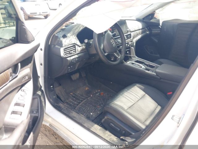 1HGCV2F95KA018895 Honda Accord Touring 2.0t