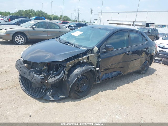Toyota COROLLA LE 2016 5YFBURHE3GP455393 Image 2