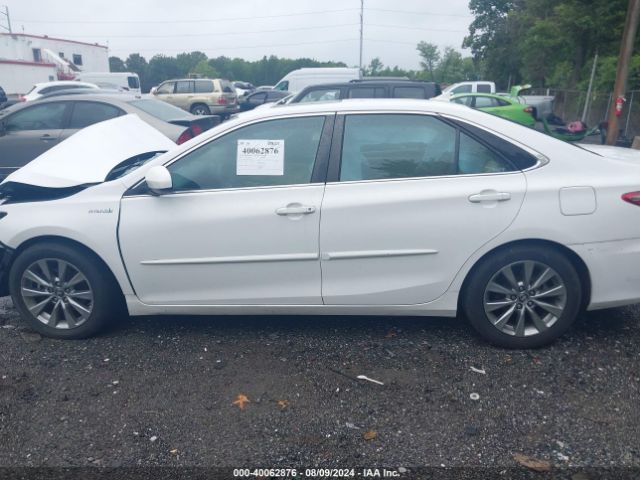 4T1BD1FKXGU194708 Toyota Camry Hybrid Xle