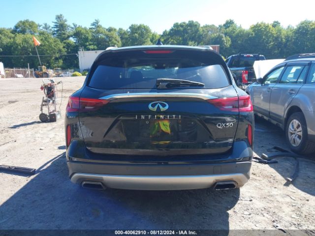 3PCAJ5M38KF104548 Infiniti Qx50 Essential