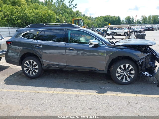 4S4BTGPD5S3104076 Subaru Outback Touring Xt