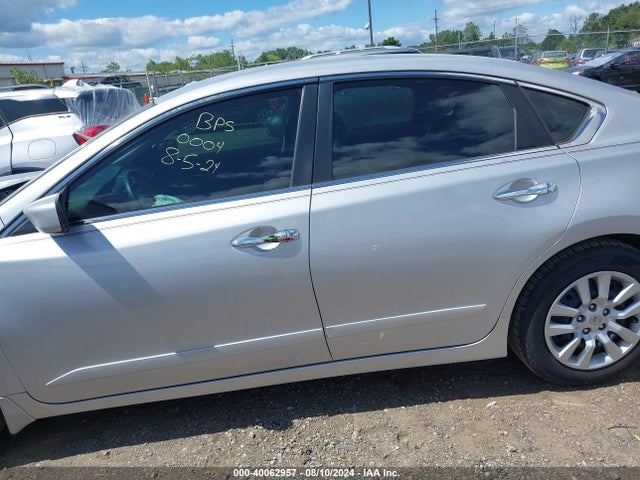 Nissan Altima 2.5 S 2015 1N4AL3AP2FC220004 Image 14