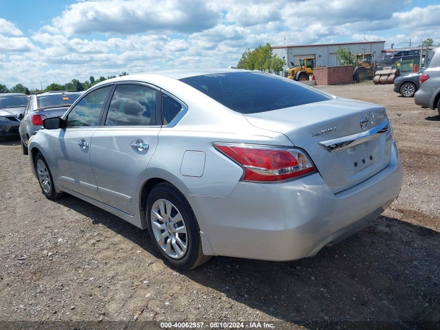 Nissan Altima 2.5 S 2015 1N4AL3AP2FC220004 Image 3