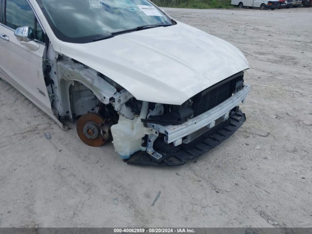 3FA6P0SU5GR393404 Ford Fusion Energi Titanium