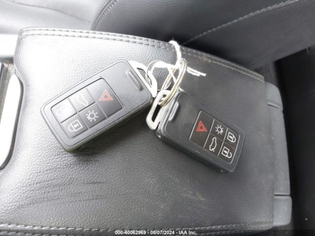 YV1612SKXG1307322 Volvo V60 T5 Premier