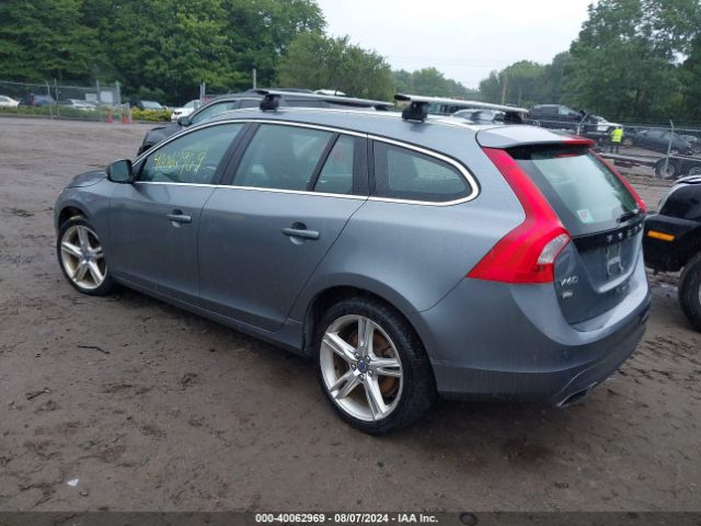 YV1612SKXG1307322 Volvo V60 T5 Premier