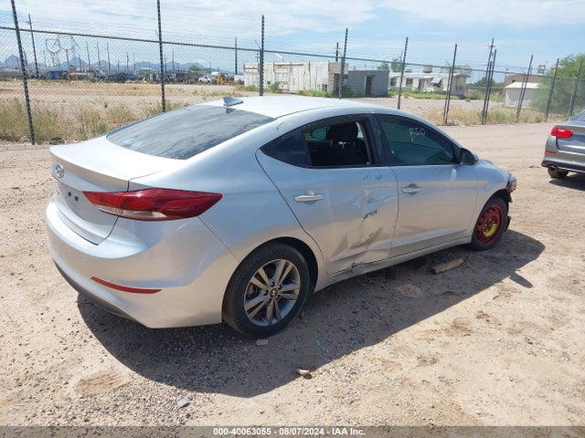 Hyundai ELANTRA SEL 2018 KMHD84LF7JU504326 Image 4