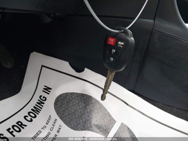 2T1BURHEXFC310754 Toyota Corolla S Plus