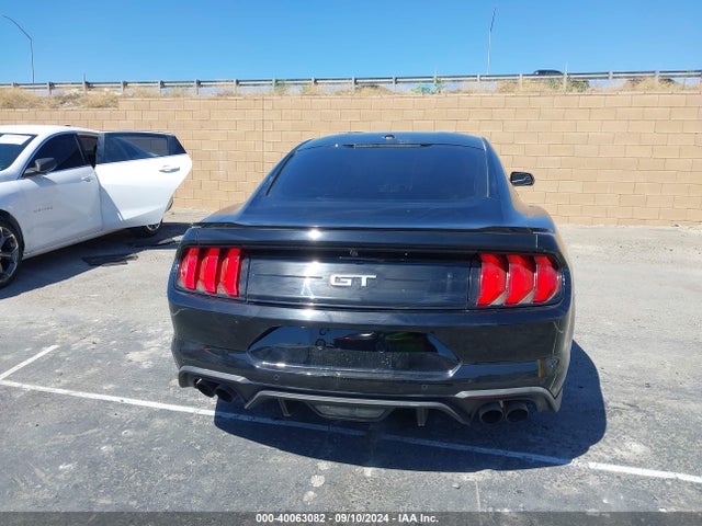 Ford Mustang Gt Premium 2018 1FA6P8CF9J5104873 Image 16