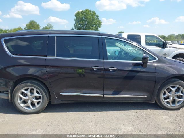 2C4RC1EG5HR653502 Chrysler Pacifica Touring L Plus