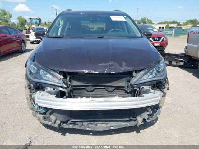 2C4RC1EG5HR653502 Chrysler Pacifica Touring L Plus