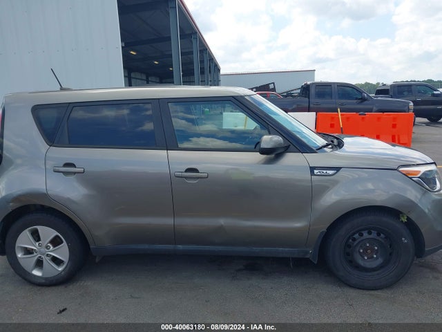 KIA Soul 2016 KNDJN2A21G7301427 Image 13