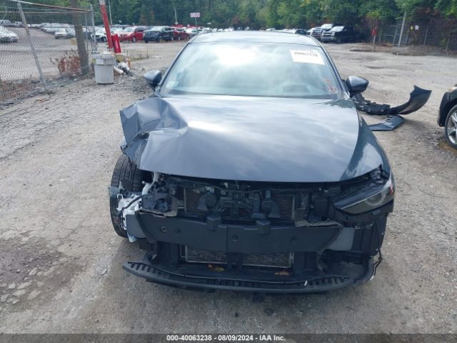 JM1BPAML9M1317211 Mazda Mazda3 Premium