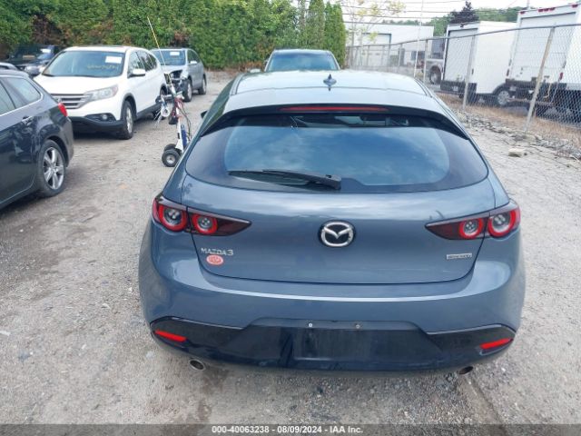 JM1BPAML9M1317211 Mazda Mazda3 Premium