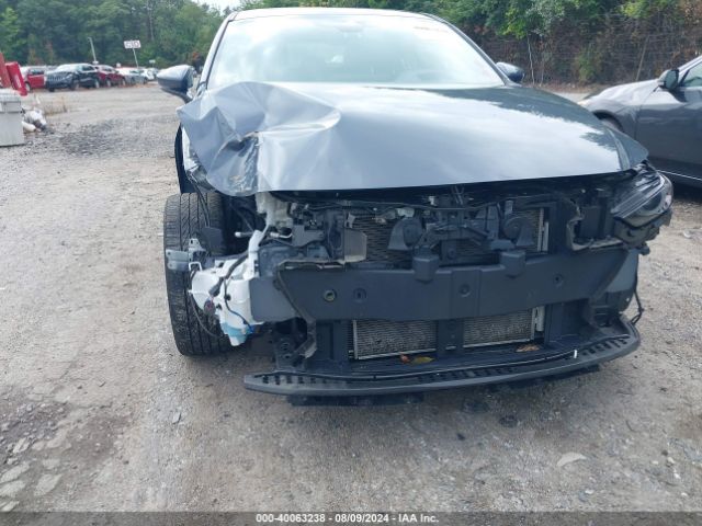 JM1BPAML9M1317211 Mazda Mazda3 Premium