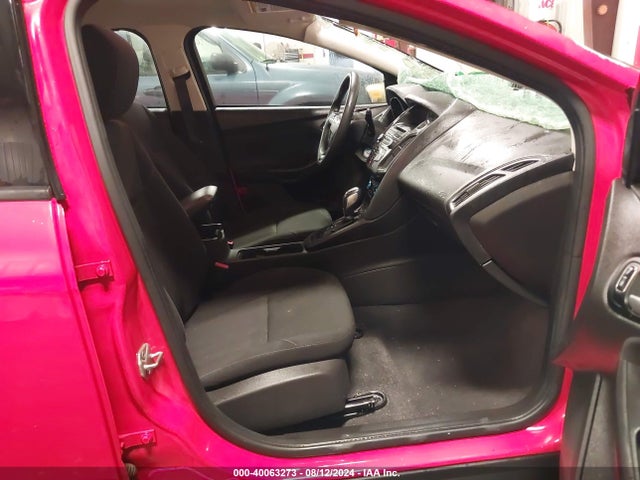 Ford FOCUS SE 2016 1FADP3K26GL379453 Image 5