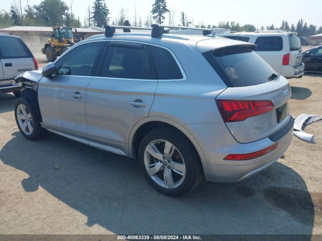 WA1BNAFY0K2056857 Audi Q5 45 Premium