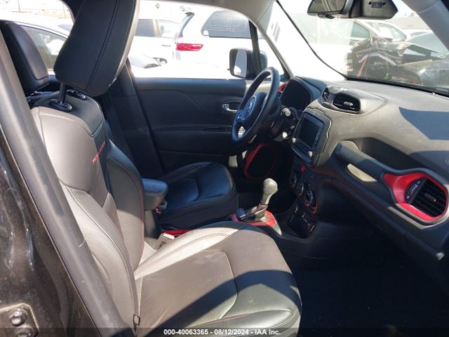 ZACCJBCT1GPE15618 Jeep Renegade Trailhawk