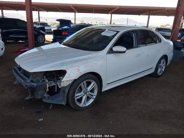 1VWCN7A35EC025124 Volkswagen Passat 2.0l Tdi Sel Premium