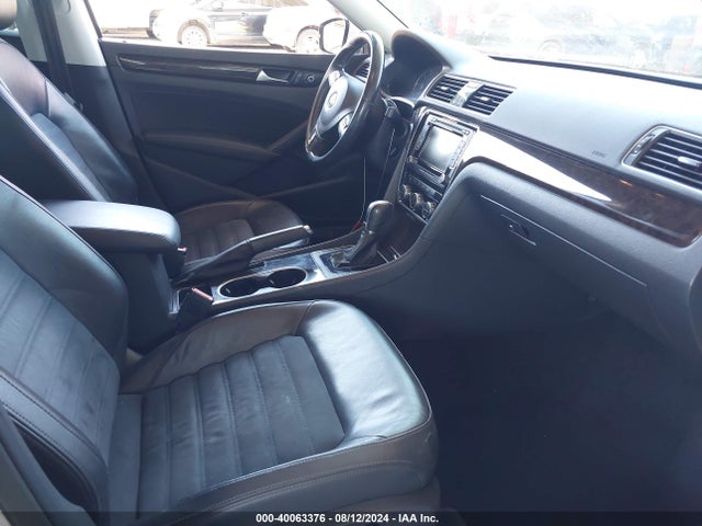 1VWCN7A35EC025124 Volkswagen Passat 2.0l Tdi Sel Premium