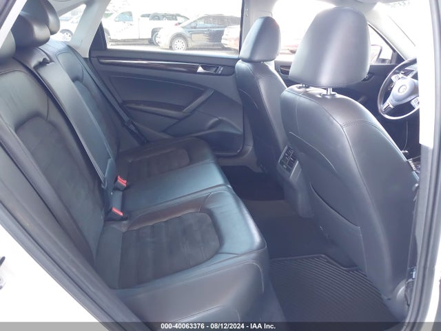 1VWCN7A35EC025124 Volkswagen Passat 2.0l Tdi Sel Premium