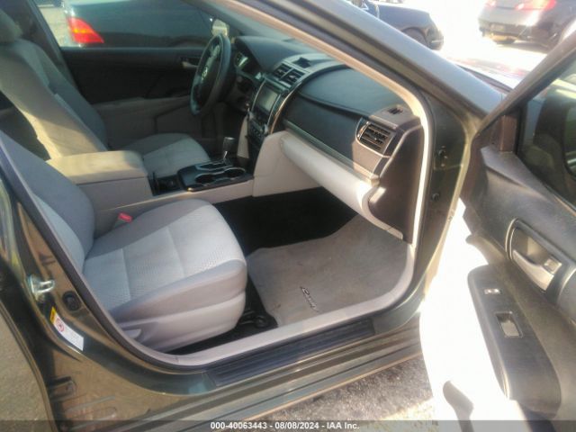 4T1BF1FK0EU765839 Toyota CAMRY LE