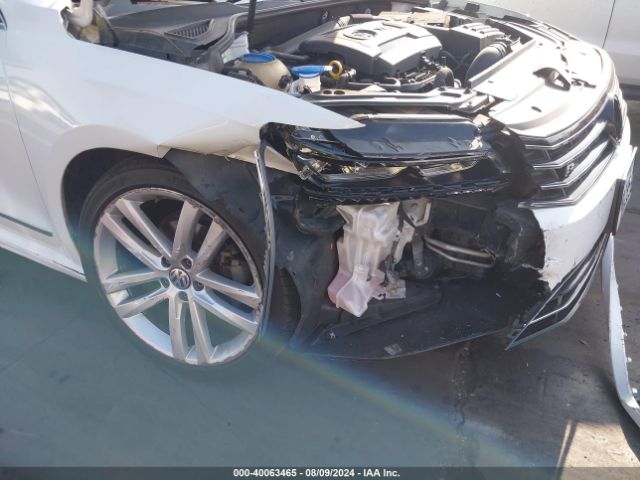 1VWDT7A3XHC083387 Volkswagen Passat 1.8t R-line