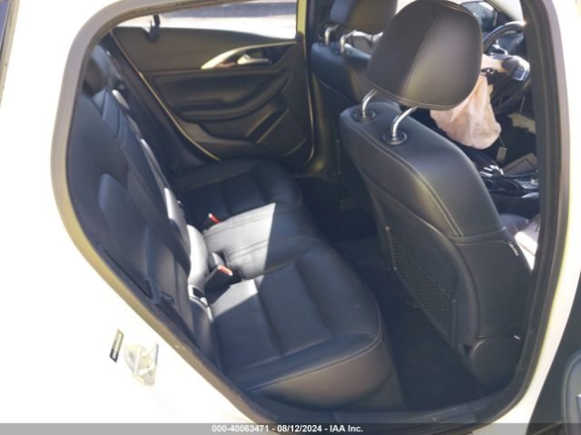SJKCH5CR2HA029368 Infiniti Qx30 Premium